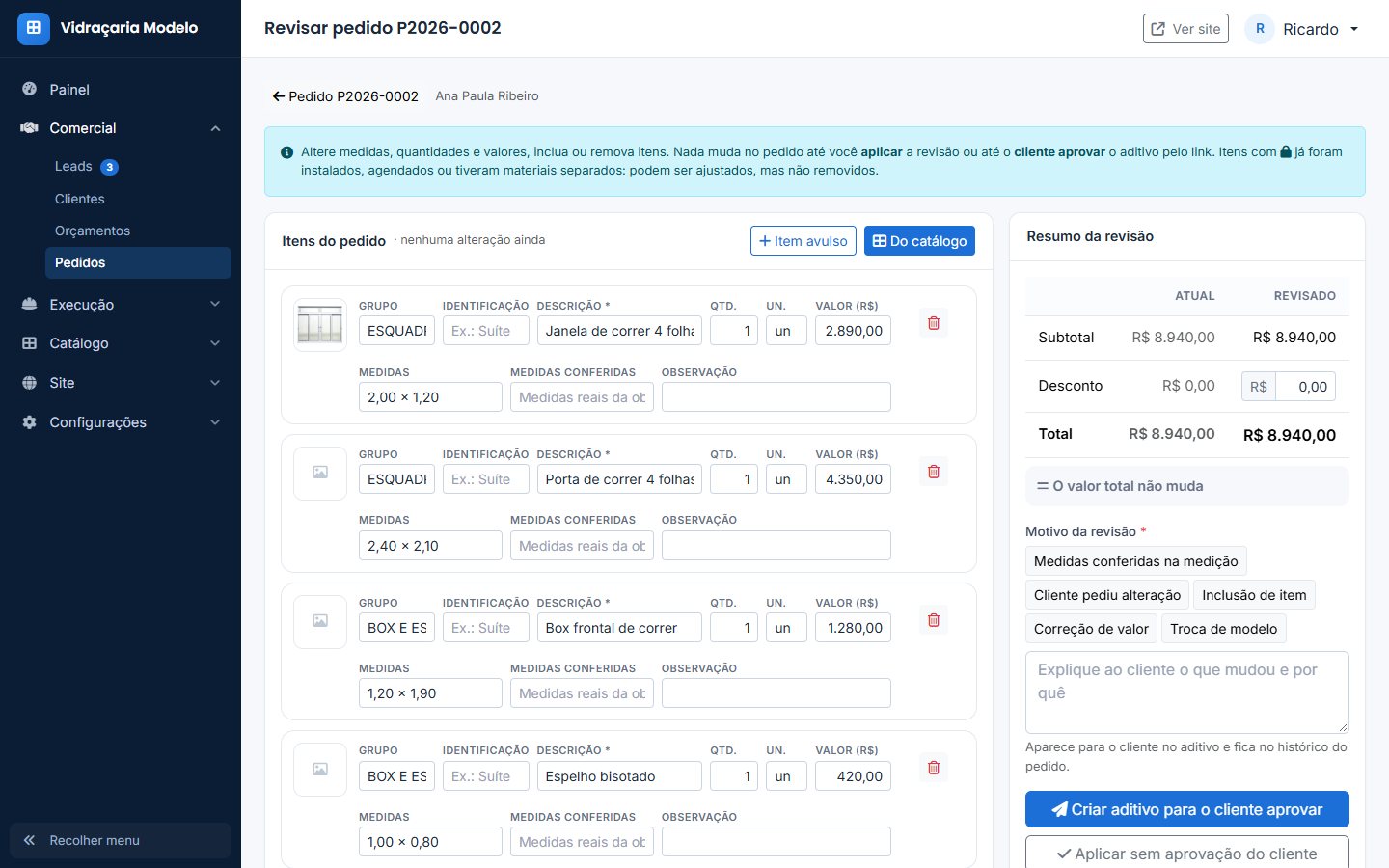 Revisão do pedido com itens alterados, incluídos e removidos e o novo total